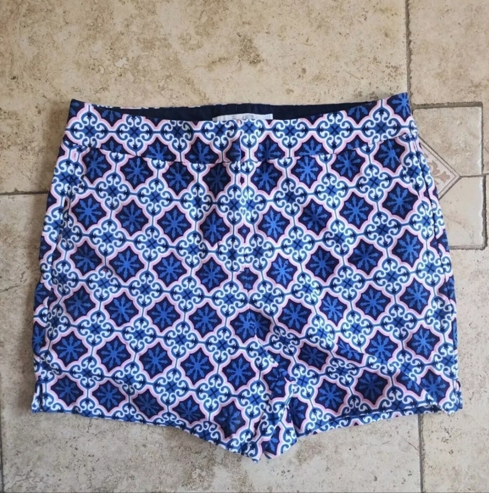 Boden Chino Shorts